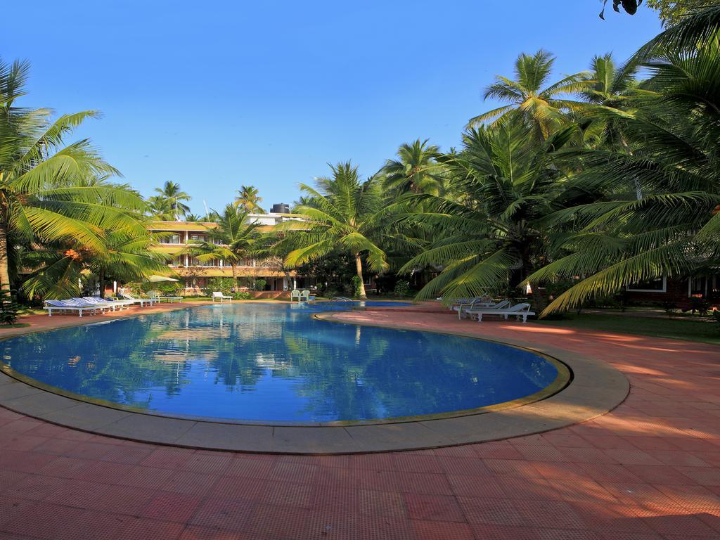 Abad Harmonia Ayurvedic Beach Resort Ковалам Экстерьер фото