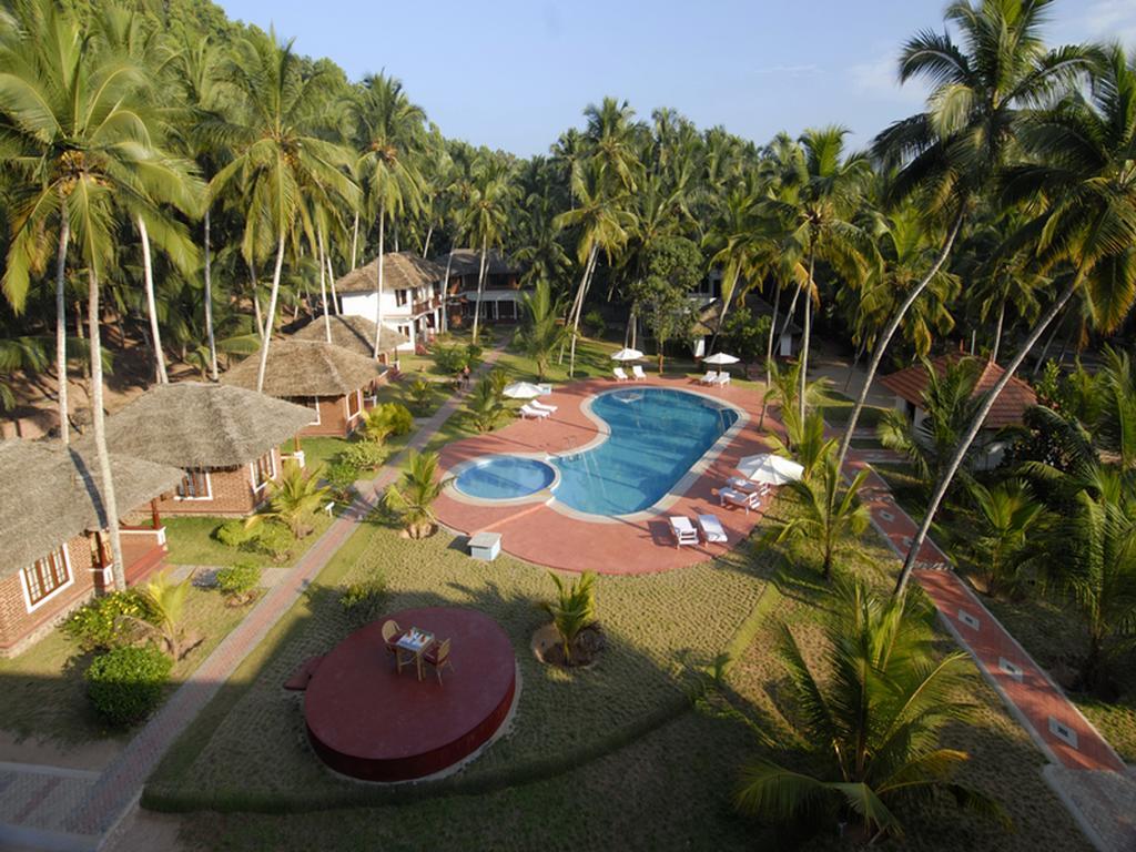 Abad Harmonia Ayurvedic Beach Resort Ковалам Экстерьер фото