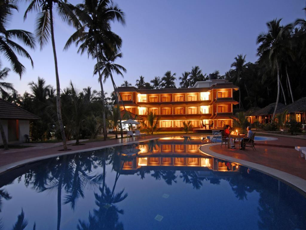 Abad Harmonia Ayurvedic Beach Resort Ковалам Экстерьер фото