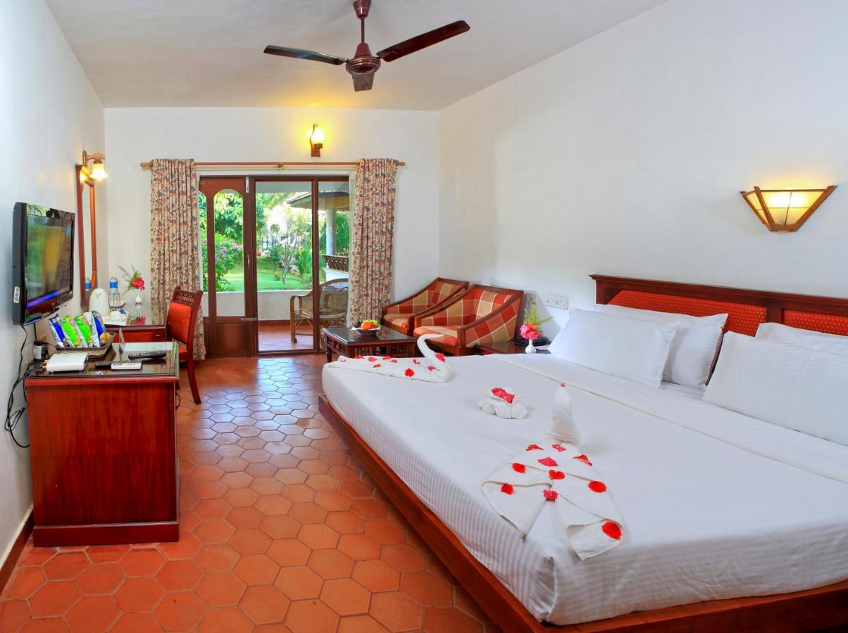 Abad Harmonia Ayurvedic Beach Resort Ковалам Экстерьер фото